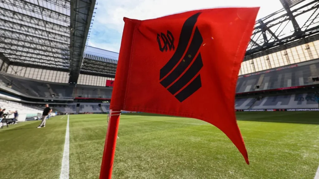 Athletico registra superávit pelo 11º ano seguido e mantém contas no azul